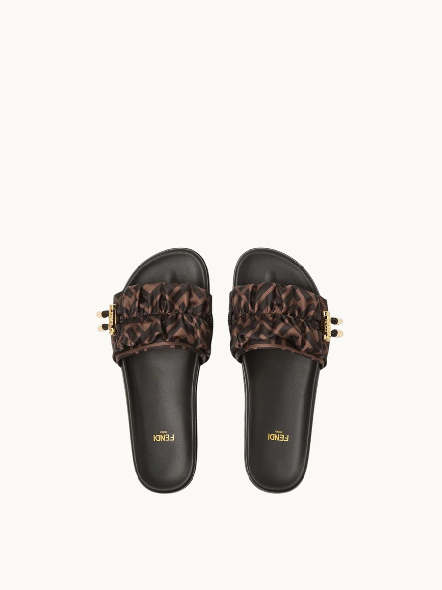 Fen Sandals