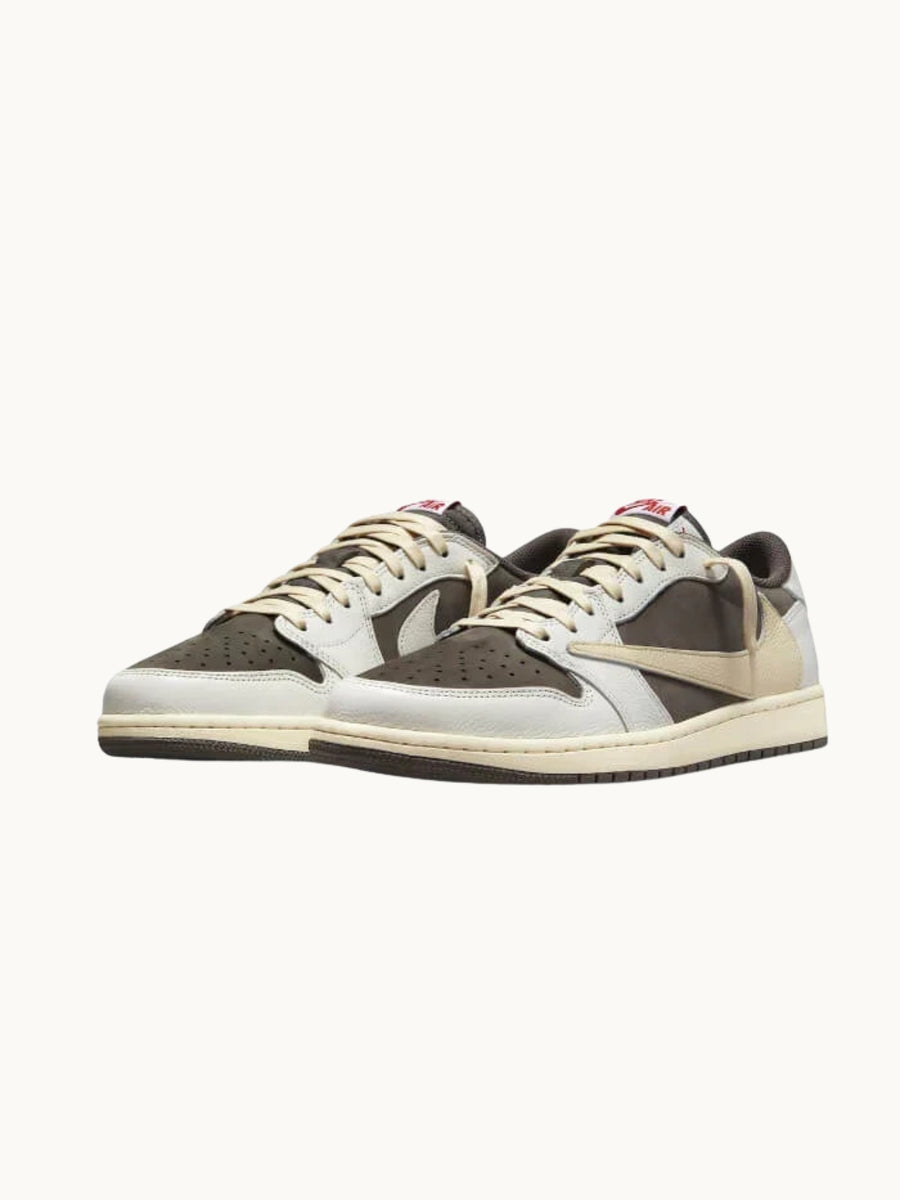 Nik Sneakers