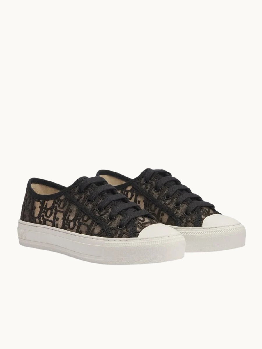 CD Sneakers